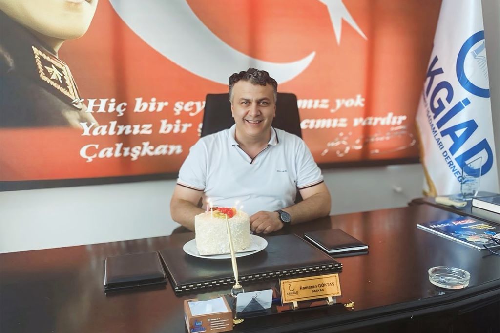 AKGİAD, Başkan Ramazan Göktaş’ın Doğum Gününü Kutladı